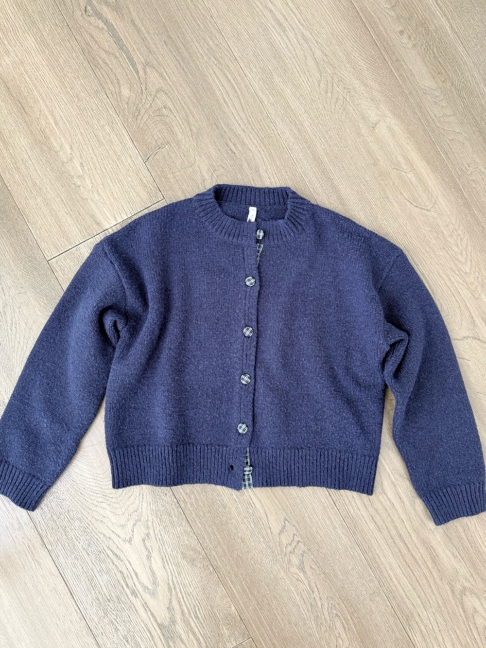 Wishlist Oversized Navy Blue Plaid Button Crew Neck Cardigan Sweater Medium